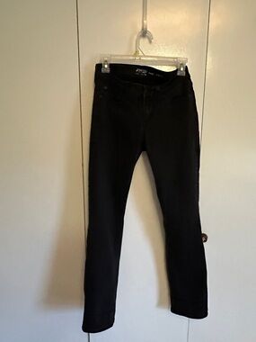 Signature by Levi Strauss Black Women’s Curvy Straight Jeans